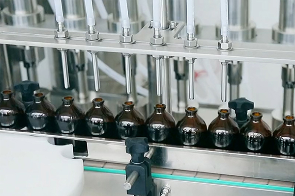 液体农药灌装机：：现代农业生产的高效利器